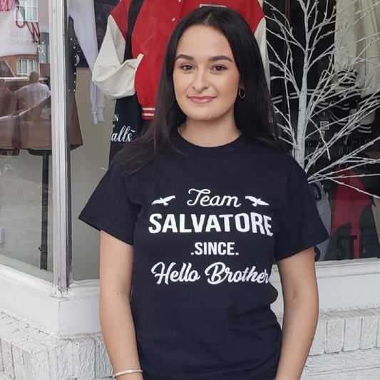 TEAM SALVATORE HELLO BROTHERS BASIC BLACK TEE